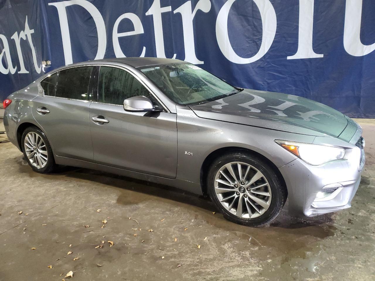 2018 INFINITI Q50 LUXE - Фото 4