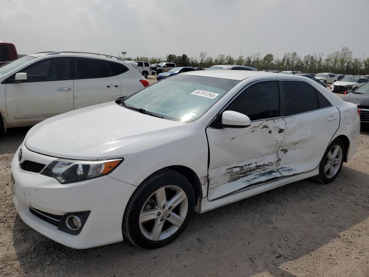 2014 TOYOTA CAMRY L