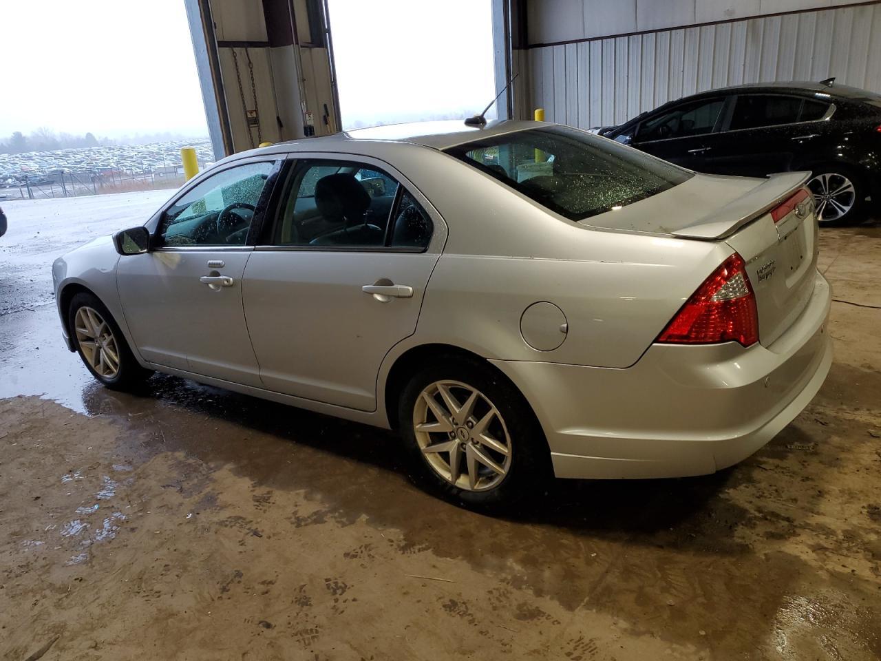 2012 FORD FUSION SEL - Image 2