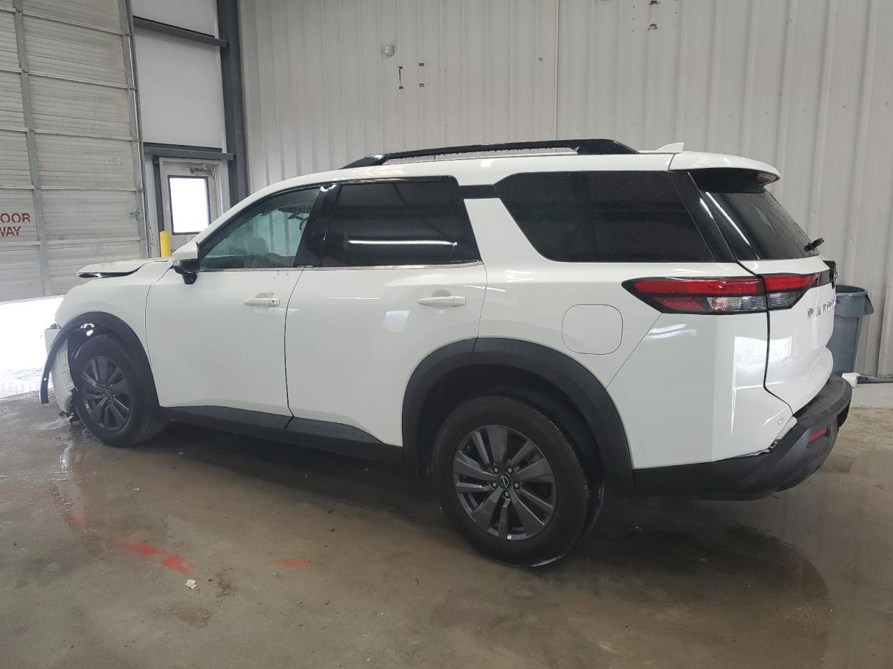 2023 NISSAN PATHFINDER - Фото 2