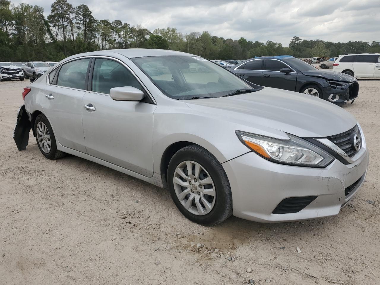 2017 NISSAN ALTIMA 2.5 - Фото 4