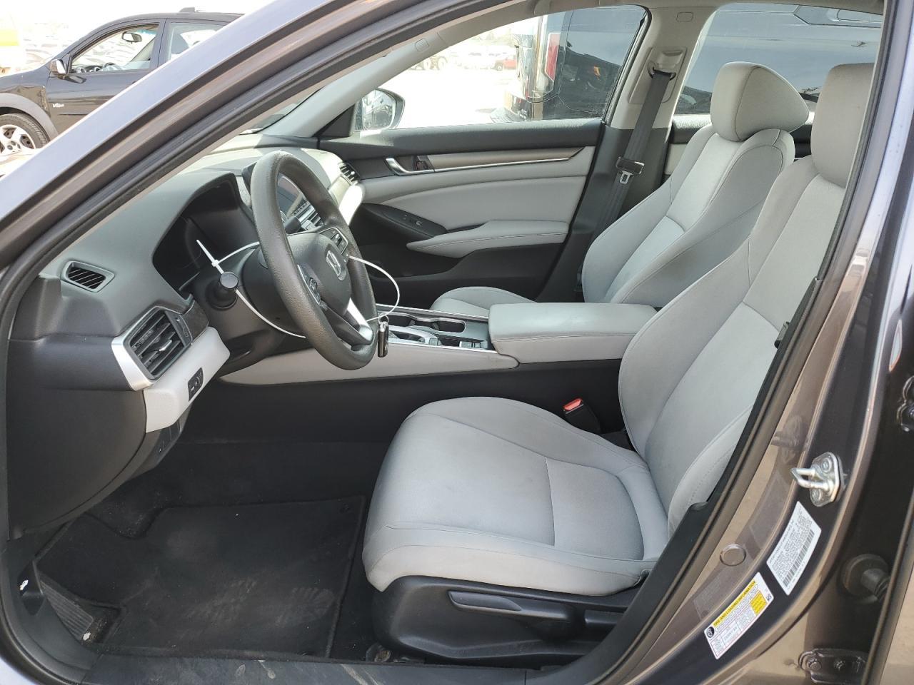2018 HONDA ACCORD LX - Image 7