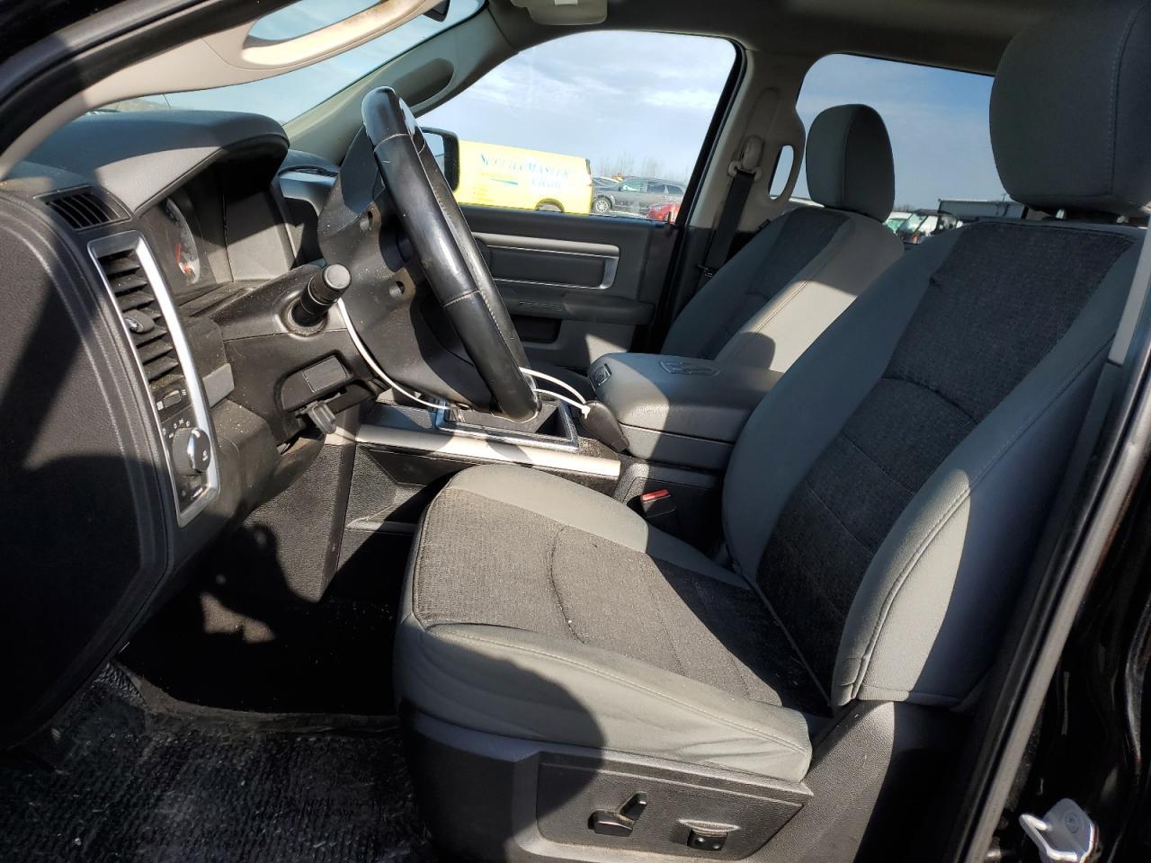 2014 RAM 1500 SLT - Image 7
