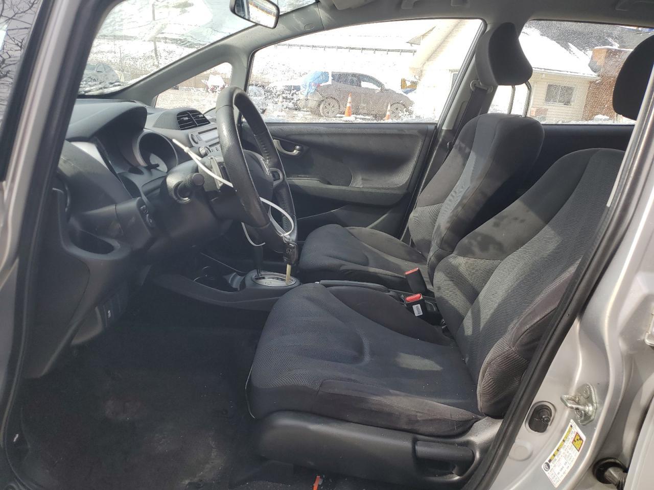 2011 HONDA FIT SPORT - Фото 7