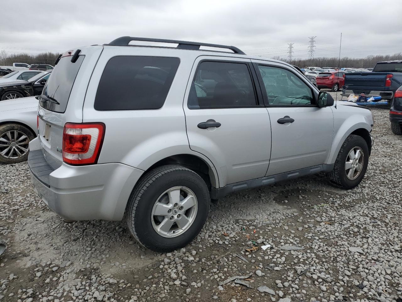 2012 FORD ESCAPE XLT - Image 3