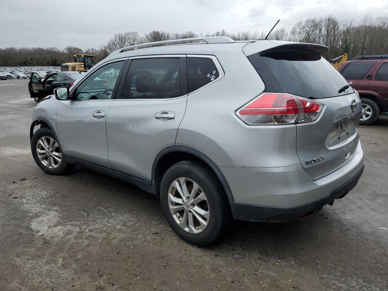 2015 NISSAN ROGUE S - Фото 2
