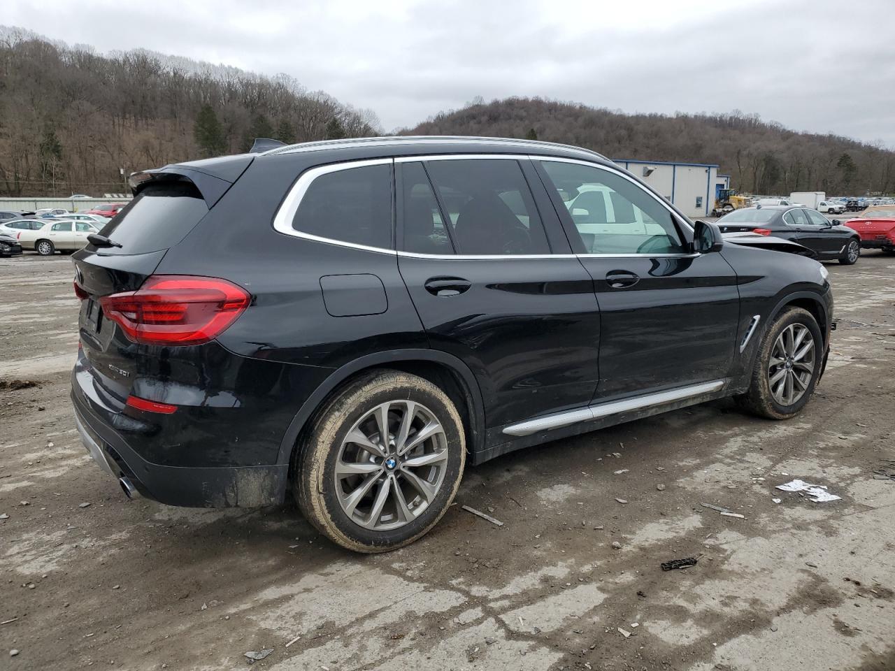 2019 BMW X3 XDRIVE3 - Фото 3