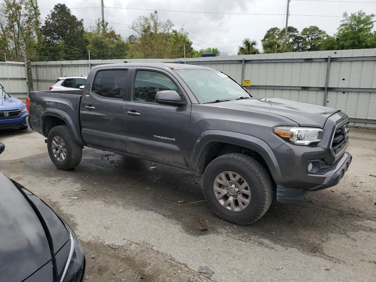 2016 TOYOTA TACOMA DOU - Image 4