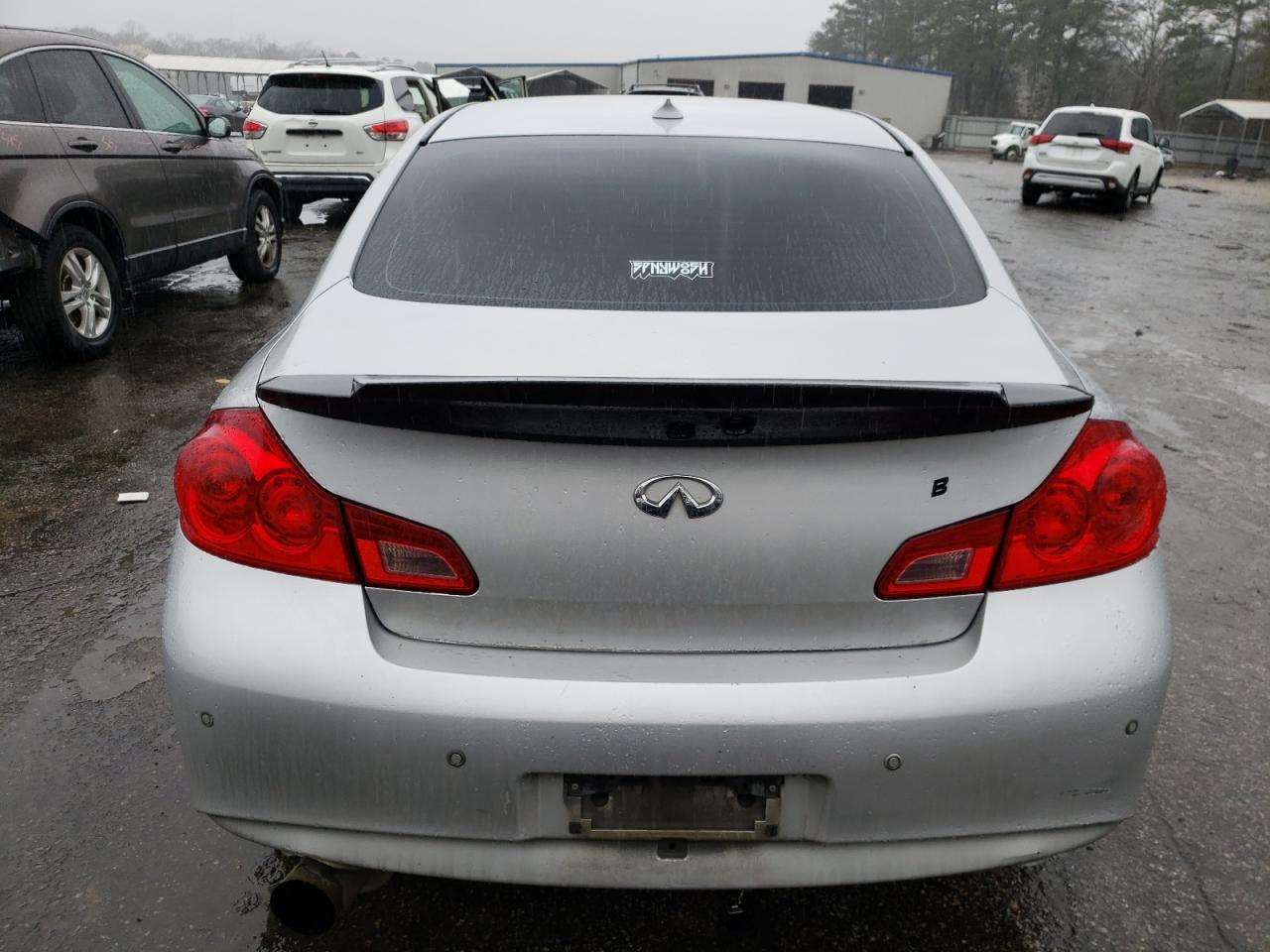 2012 INFINITI G37 - Image 6