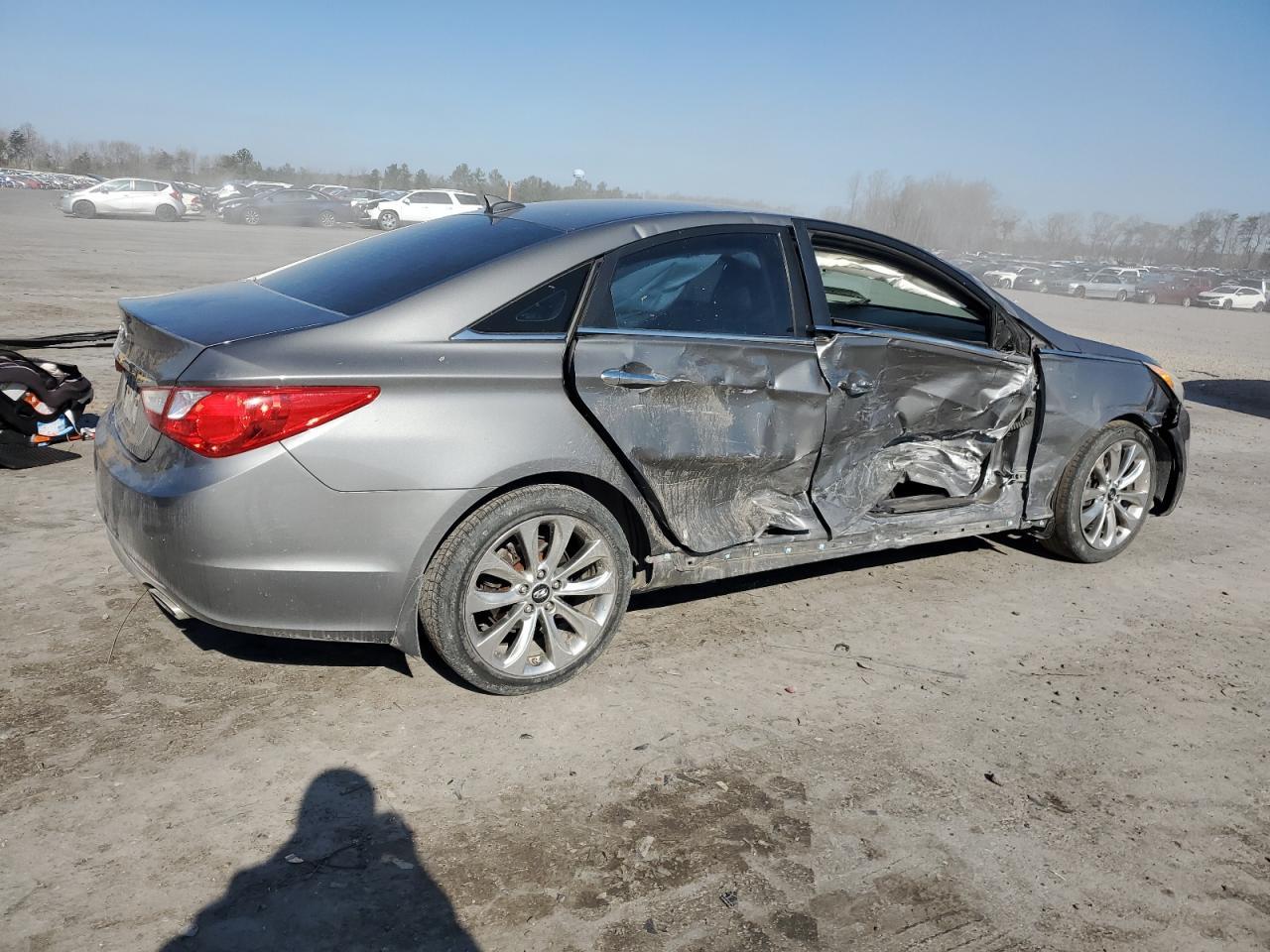 2013 HYUNDAI SONATA SE - Image 3
