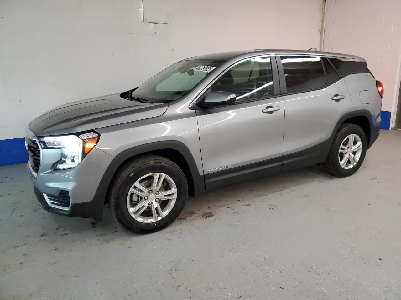 2023 GMC TERRAIN SL