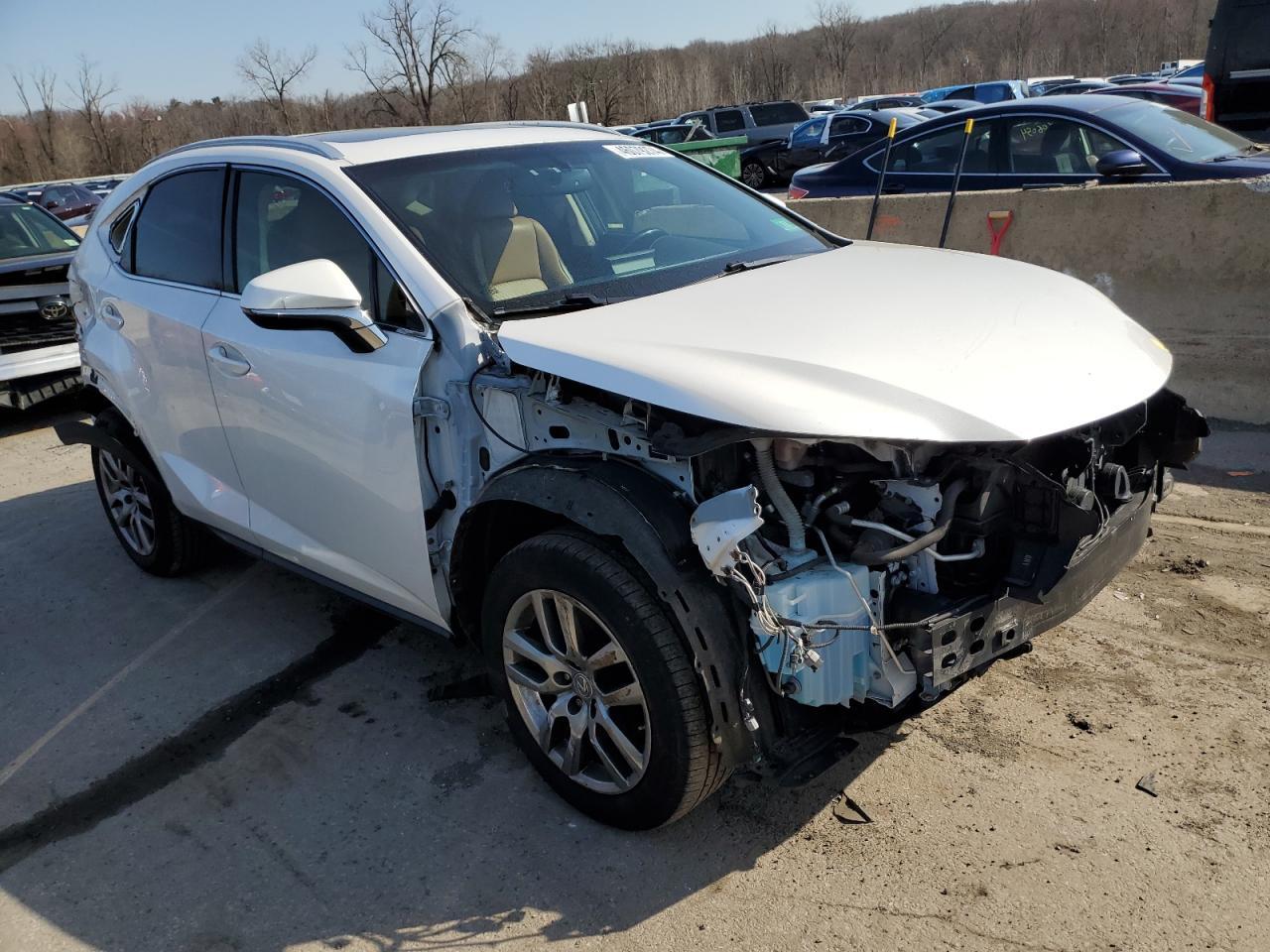 2015 LEXUS NX 200T - Фото 4