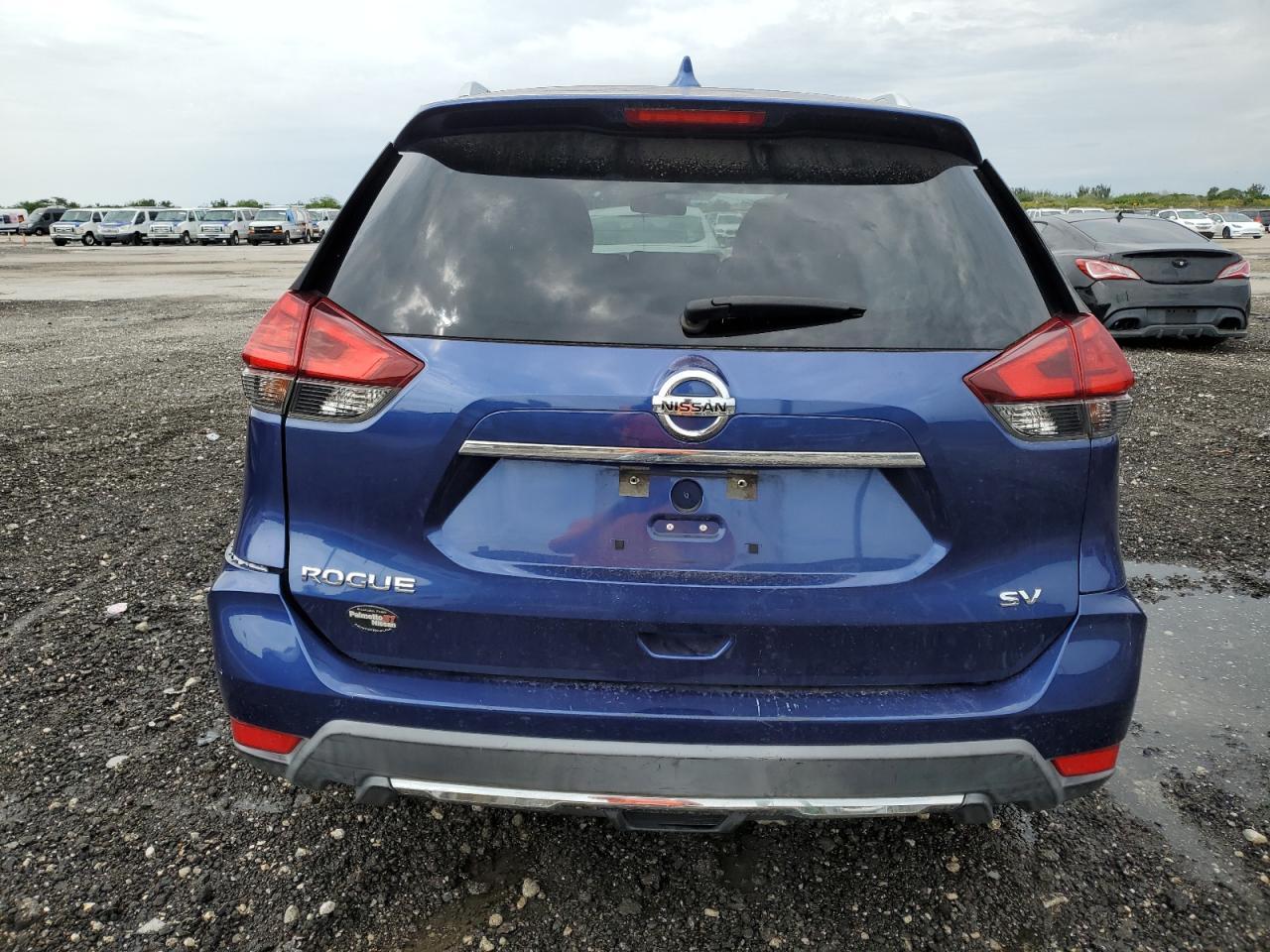 2017 NISSAN ROGUE S - Фото 6