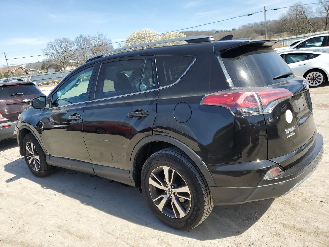2017 TOYOTA RAV4 XLE - Image 2