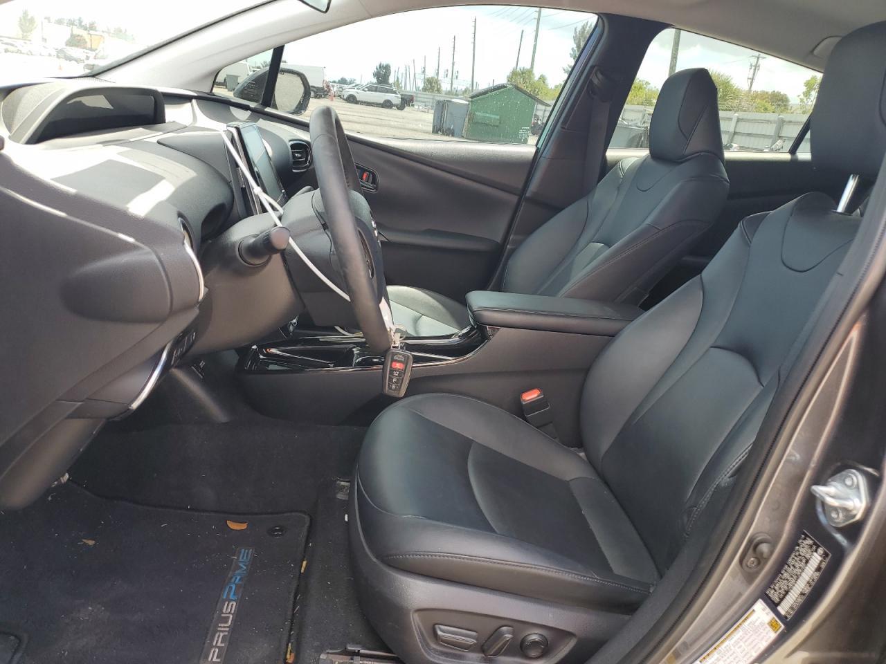 2018 TOYOTA PRIUS PRIM - Image 7