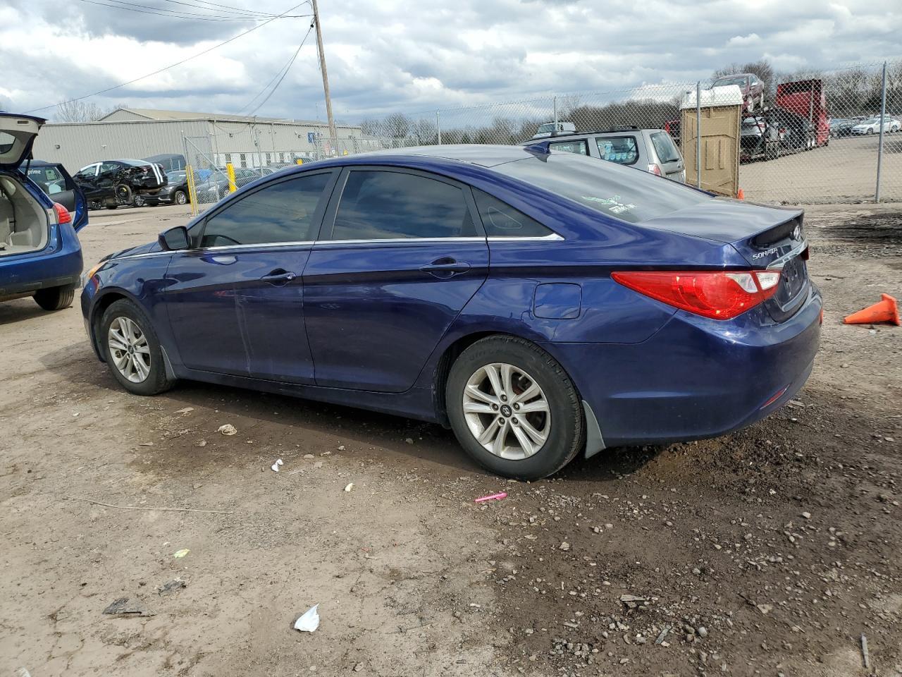 2013 HYUNDAI SONATA GLS - Фото 2