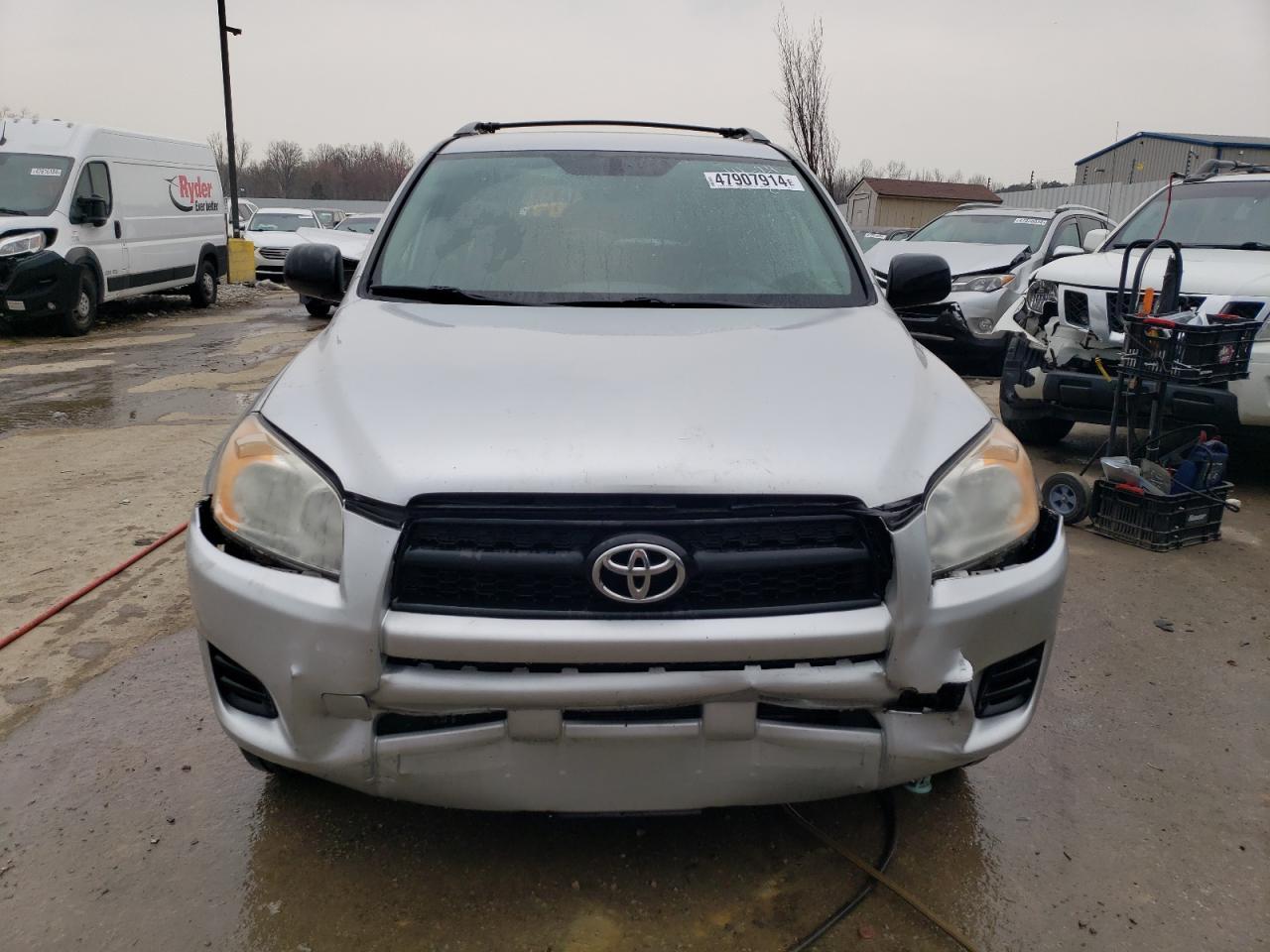 2011 TOYOTA RAV4 - Image 5