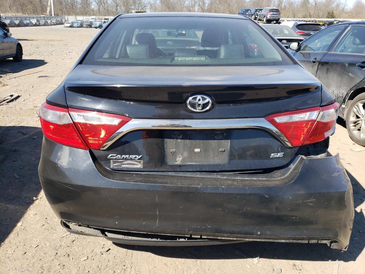 2017 TOYOTA CAMRY LE - Image 6