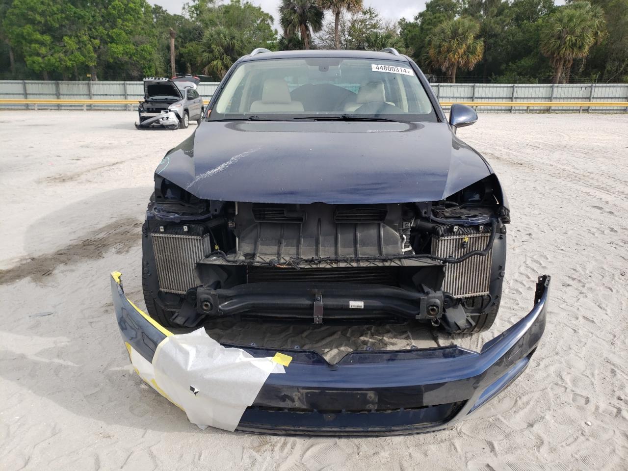 2012 VOLKSWAGEN TOUAREG V6 - Image 5