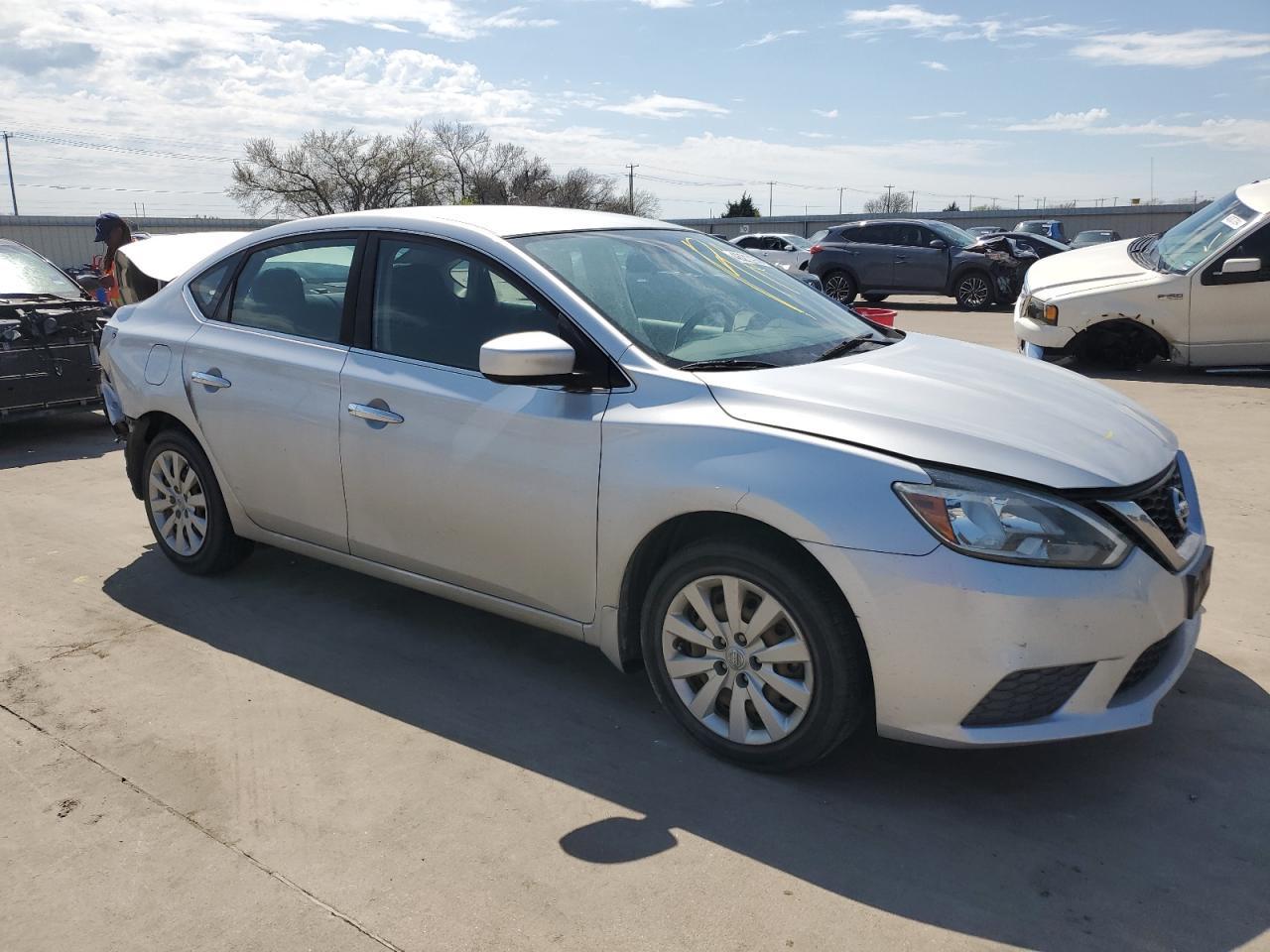 2016 NISSAN SENTRA S - Фото 4