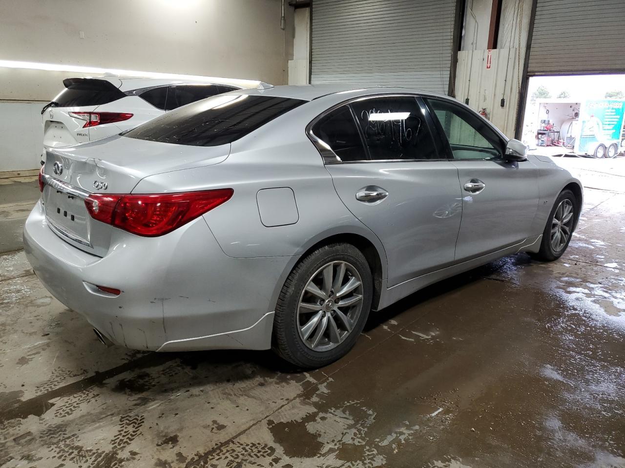 2015 INFINITI Q50 BASE - Фото 3