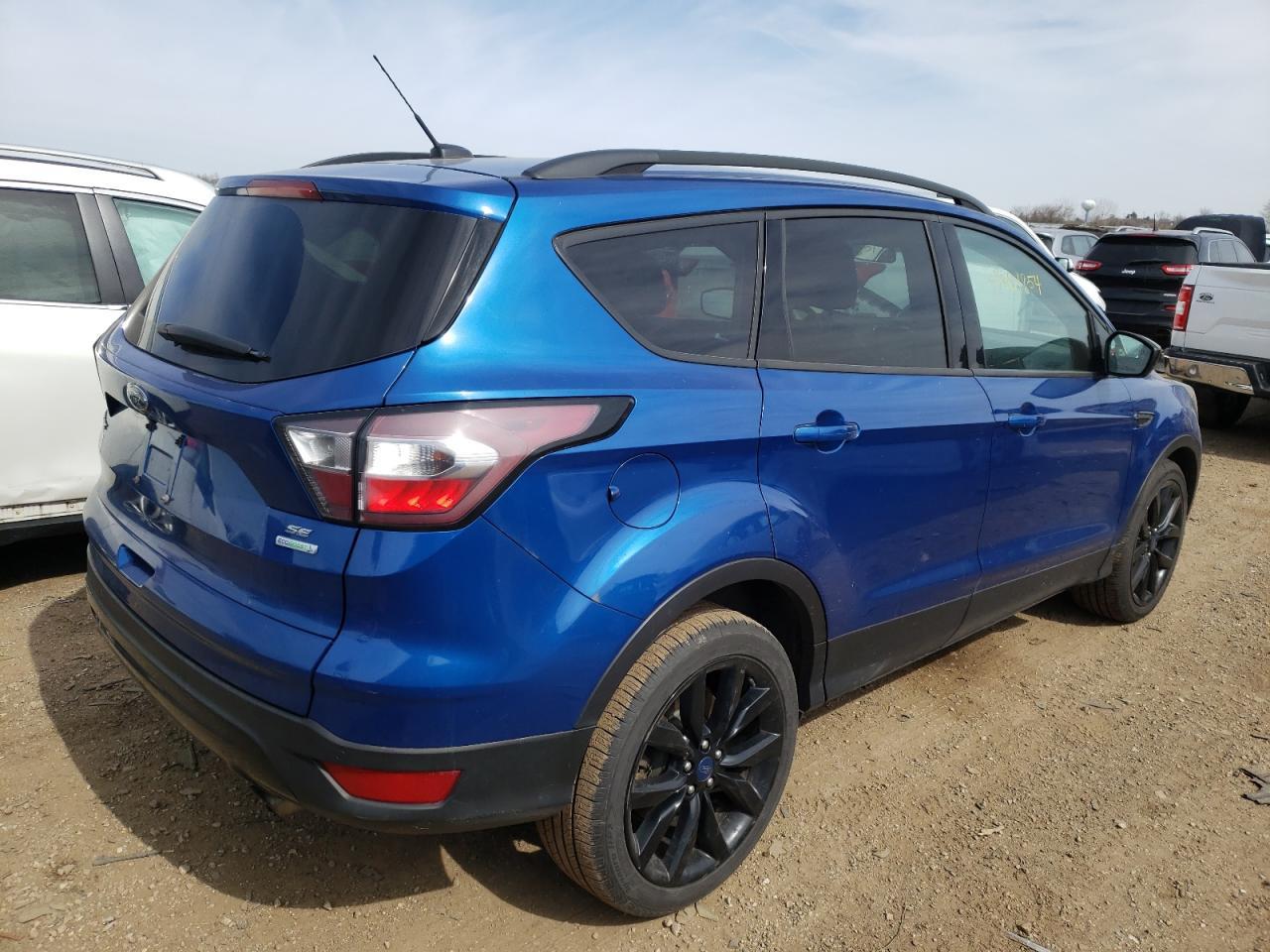 2017 FORD ESCAPE SE - Фото 3