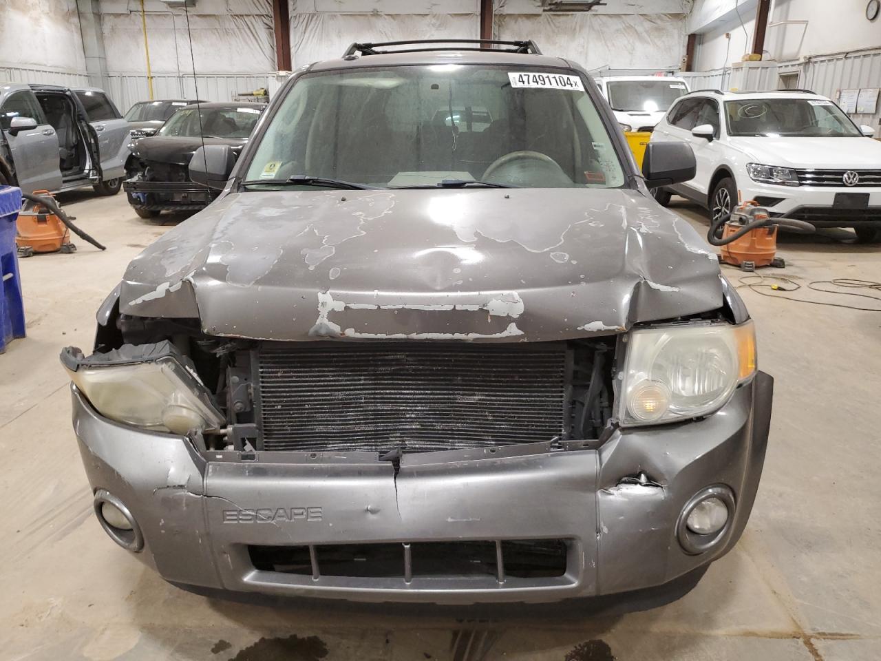 2010 FORD ESCAPE XLT - Image 5