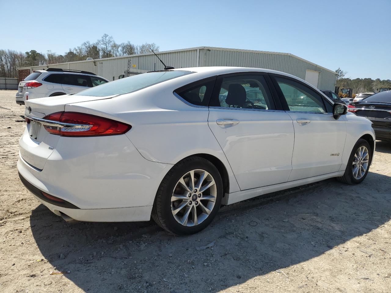 2017 FORD FUSION SE - Фото 3