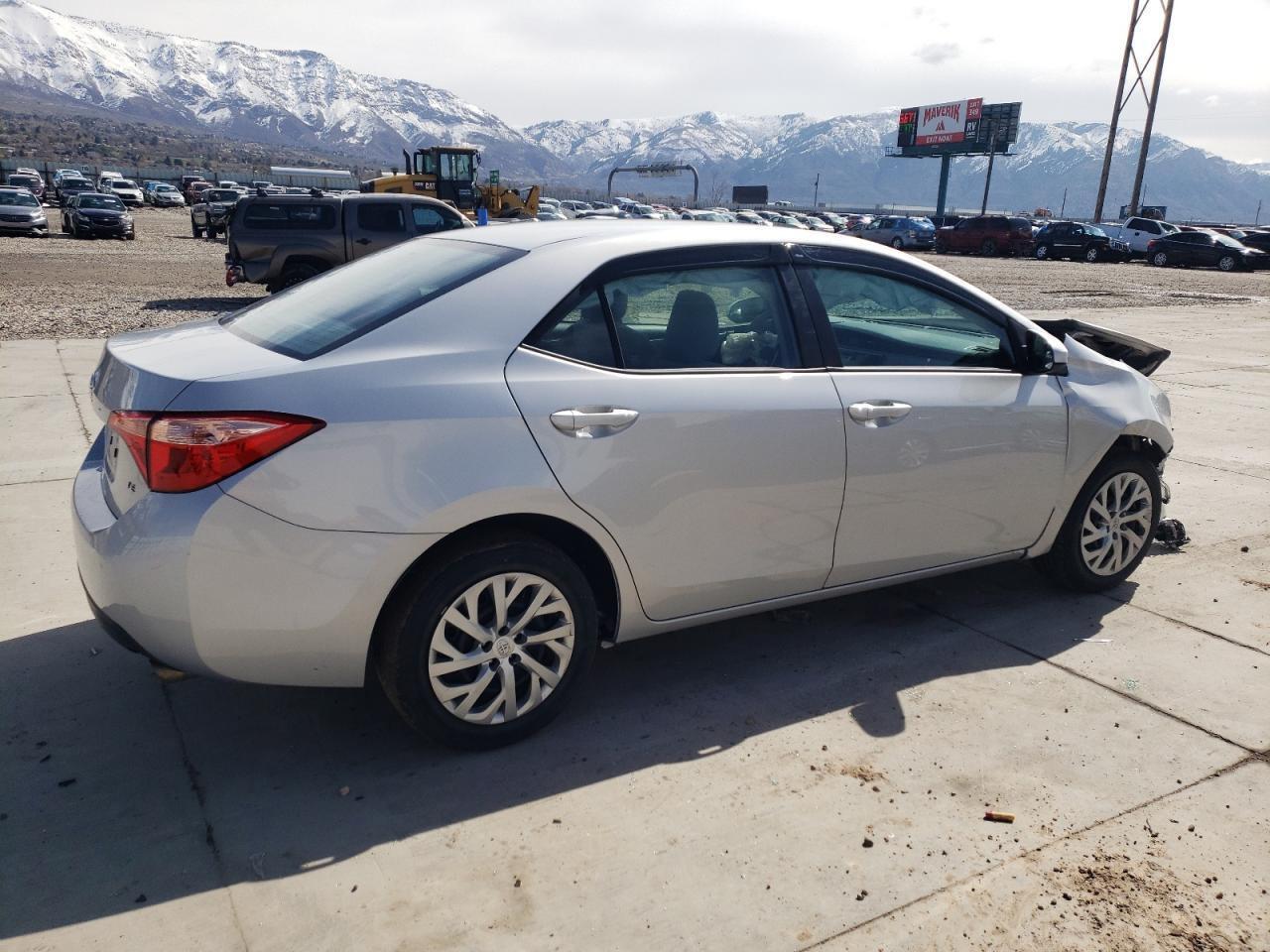 2019 TOYOTA COROLLA L - Image 3
