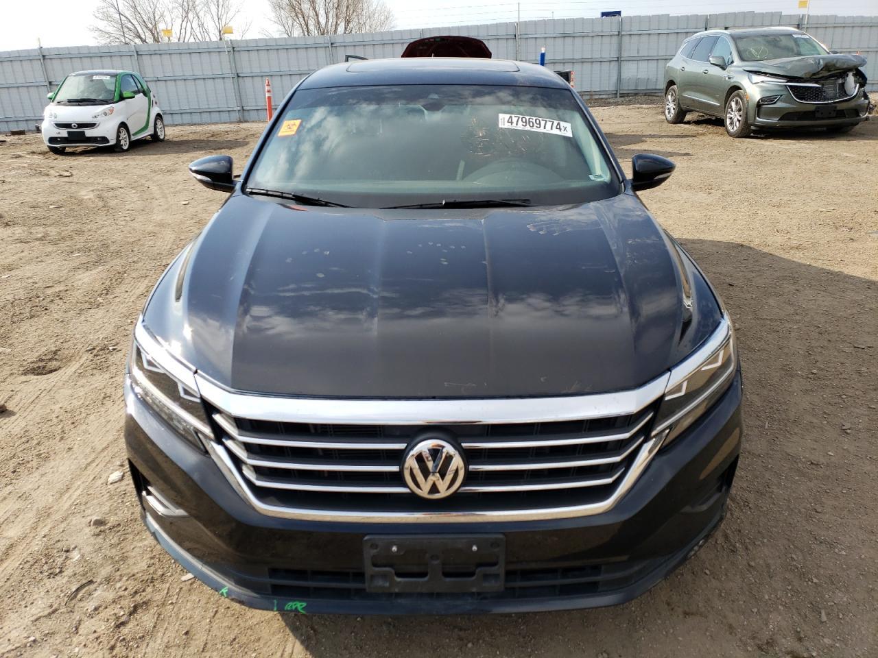 2022 VOLKSWAGEN PASSAT SE - Image 5