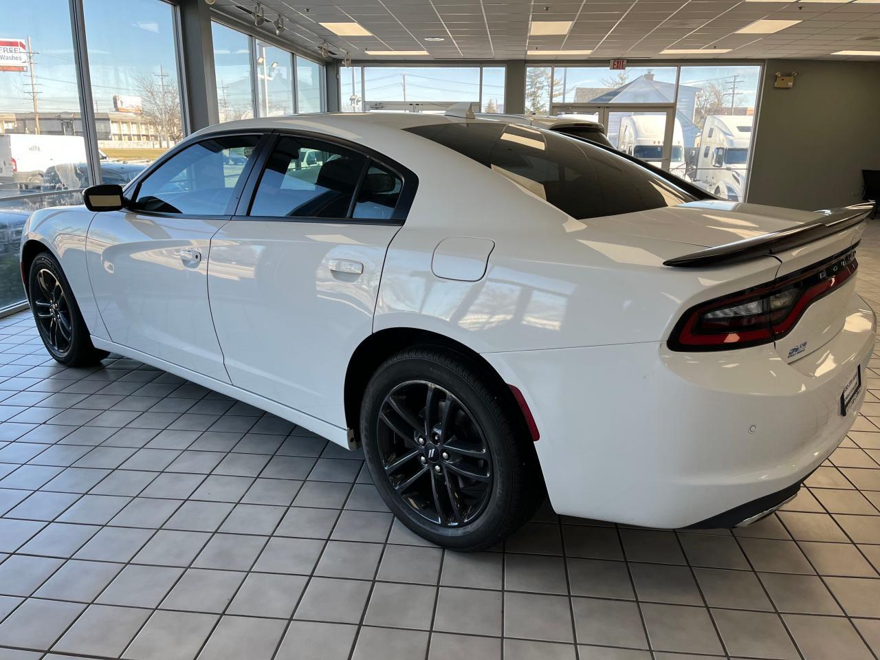 2019 DODGE CHARGER SX - Image 3