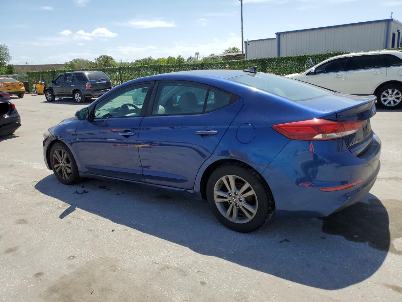 2017 HYUNDAI ELANTRA SE - Фото 2