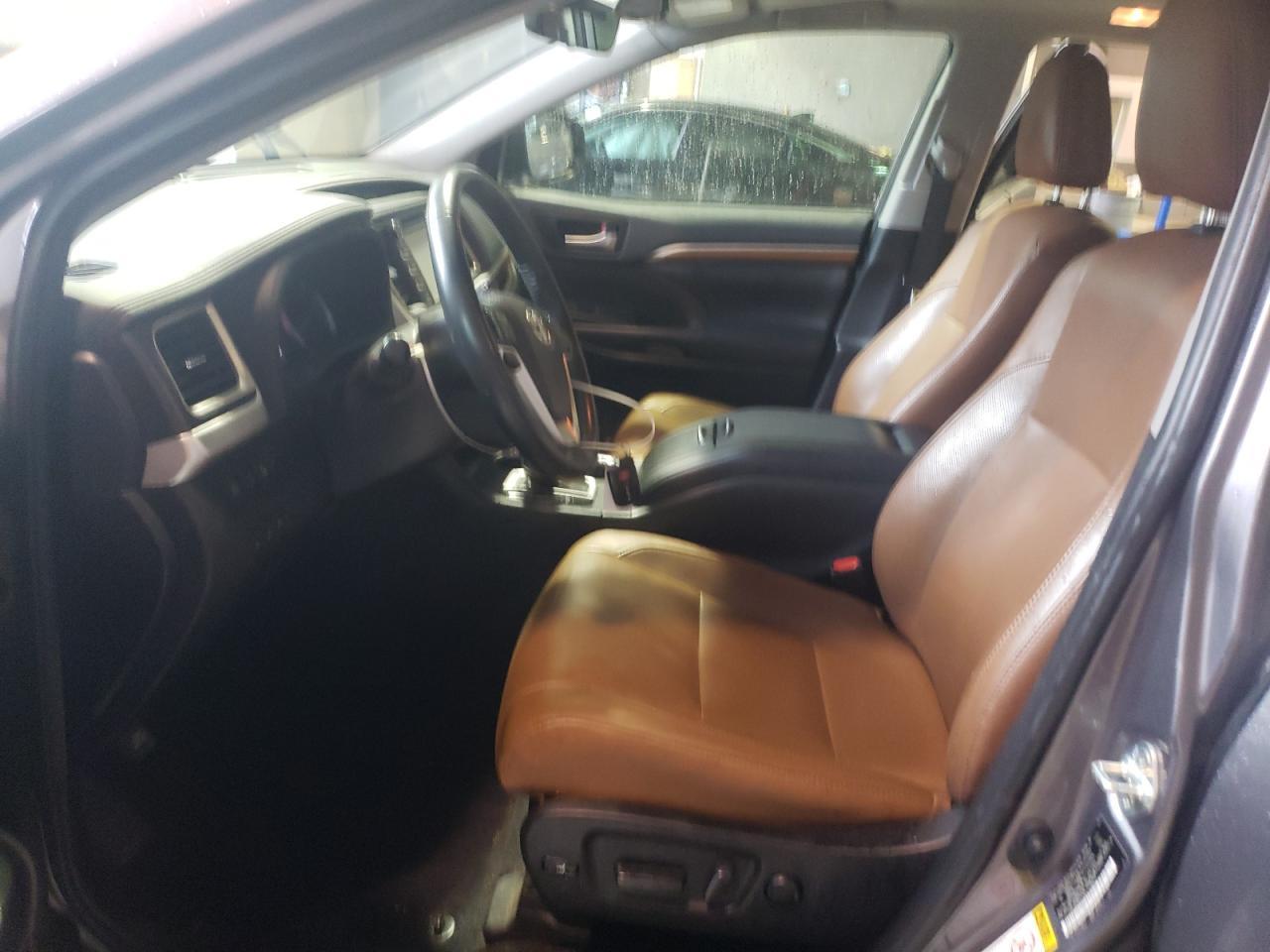 2019 TOYOTA HIGHLANDER - Image 7