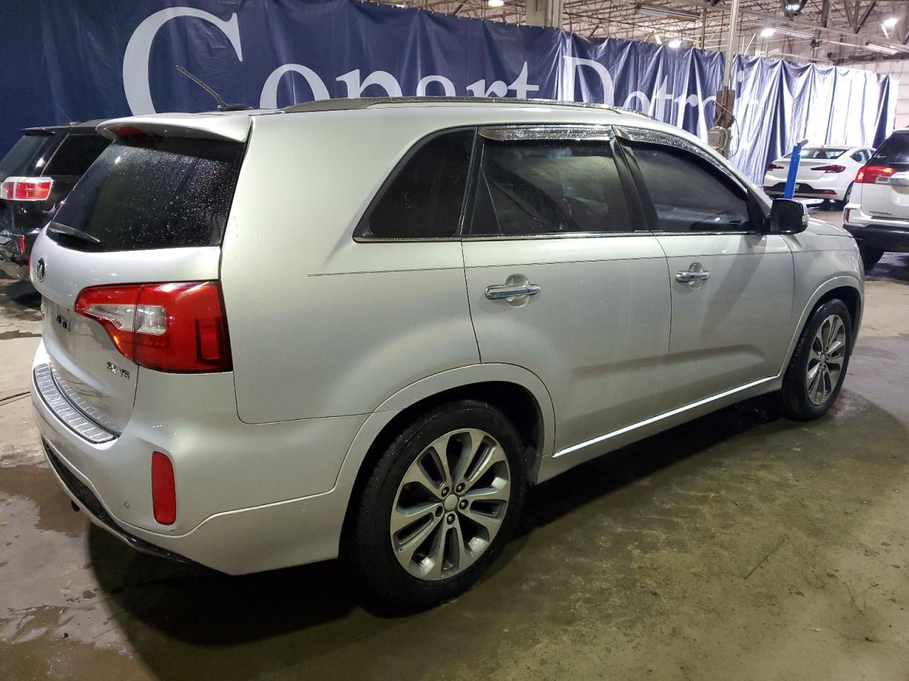 2015 KIA SORENTO SX - Image 3