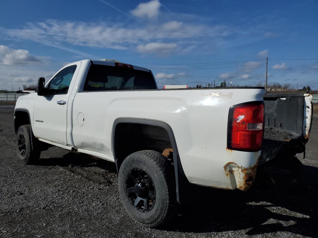 2015 GMC SIERRA K25 - Image 2