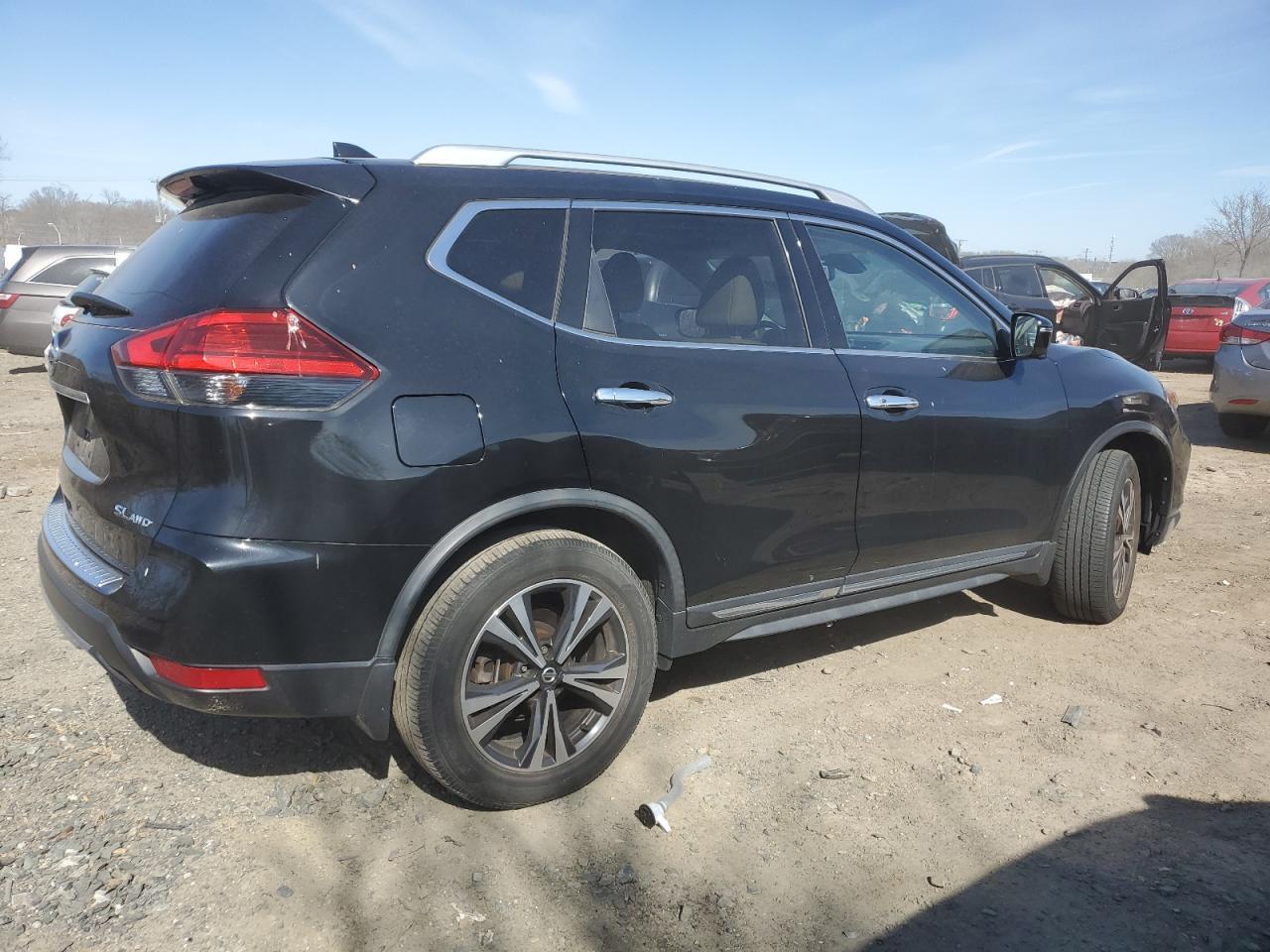 2017 NISSAN ROGUE S - Image 3