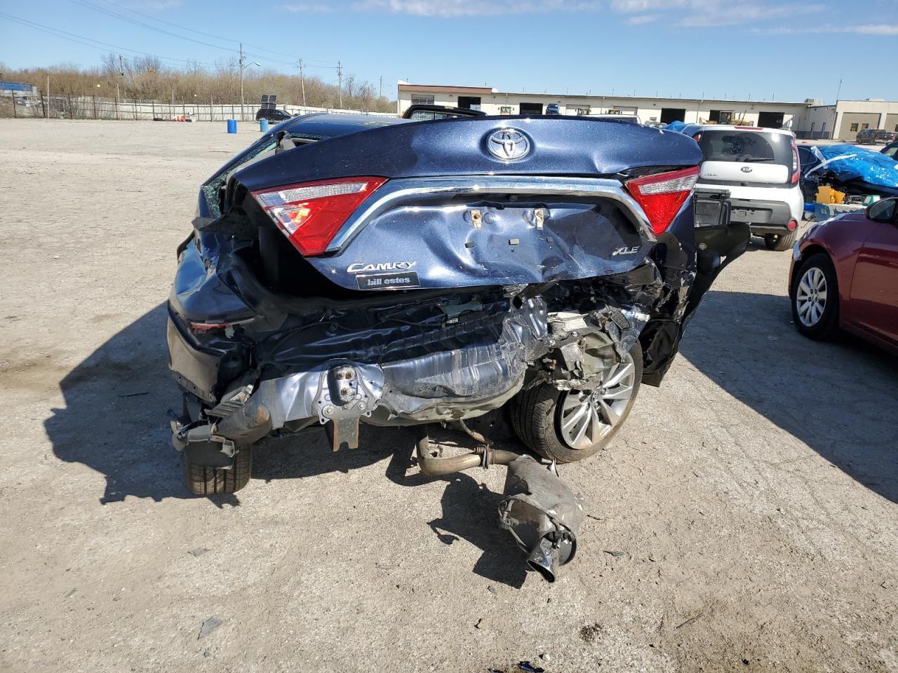 2017 TOYOTA CAMRY LE - Image 6
