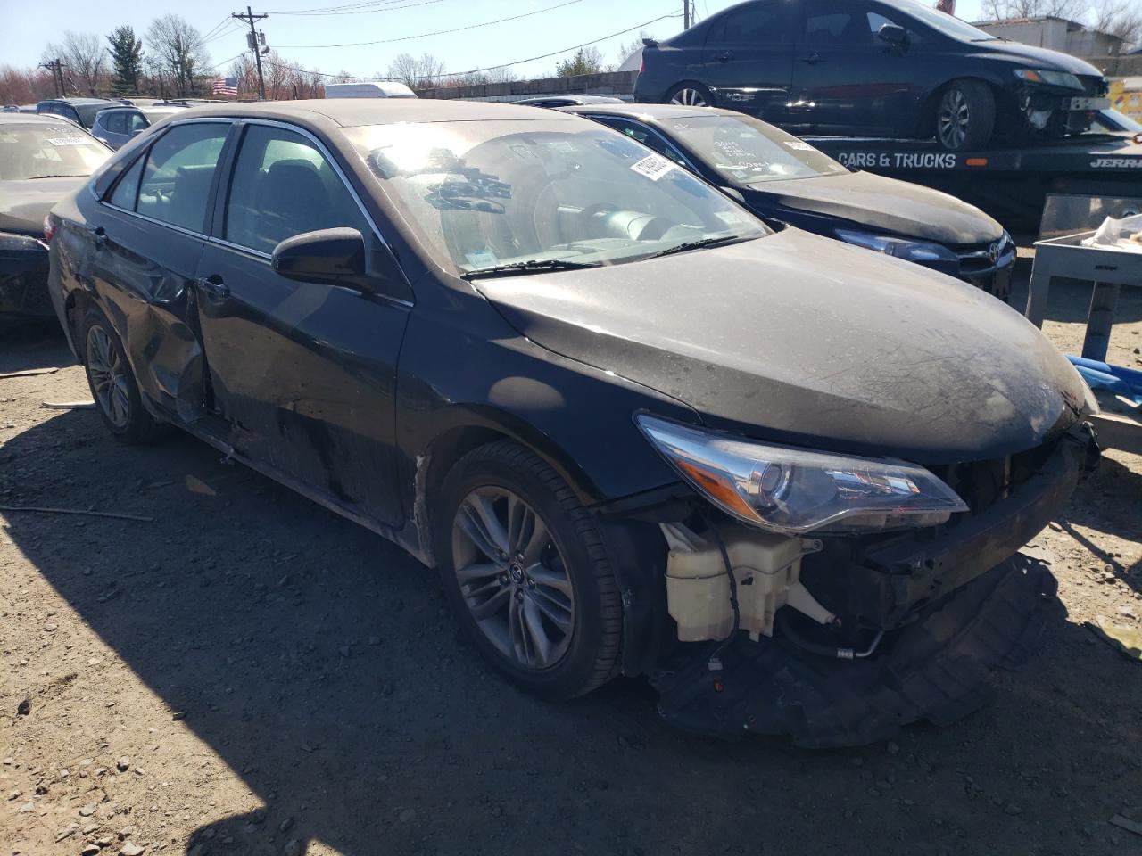 2015 TOYOTA CAMRY LE - Image 4