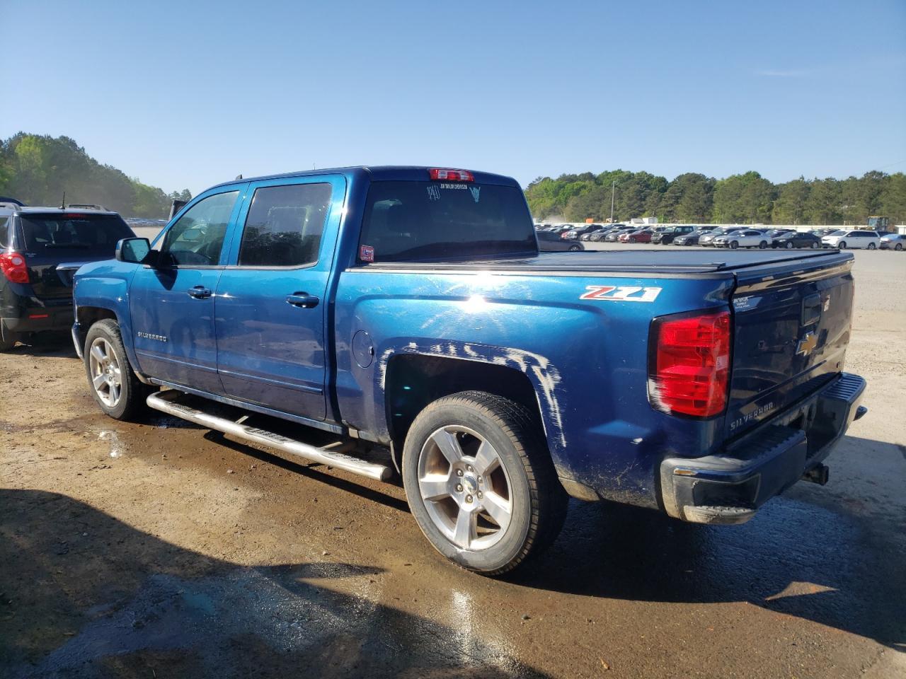 2017 CHEVROLET SILVERADO - Image 2