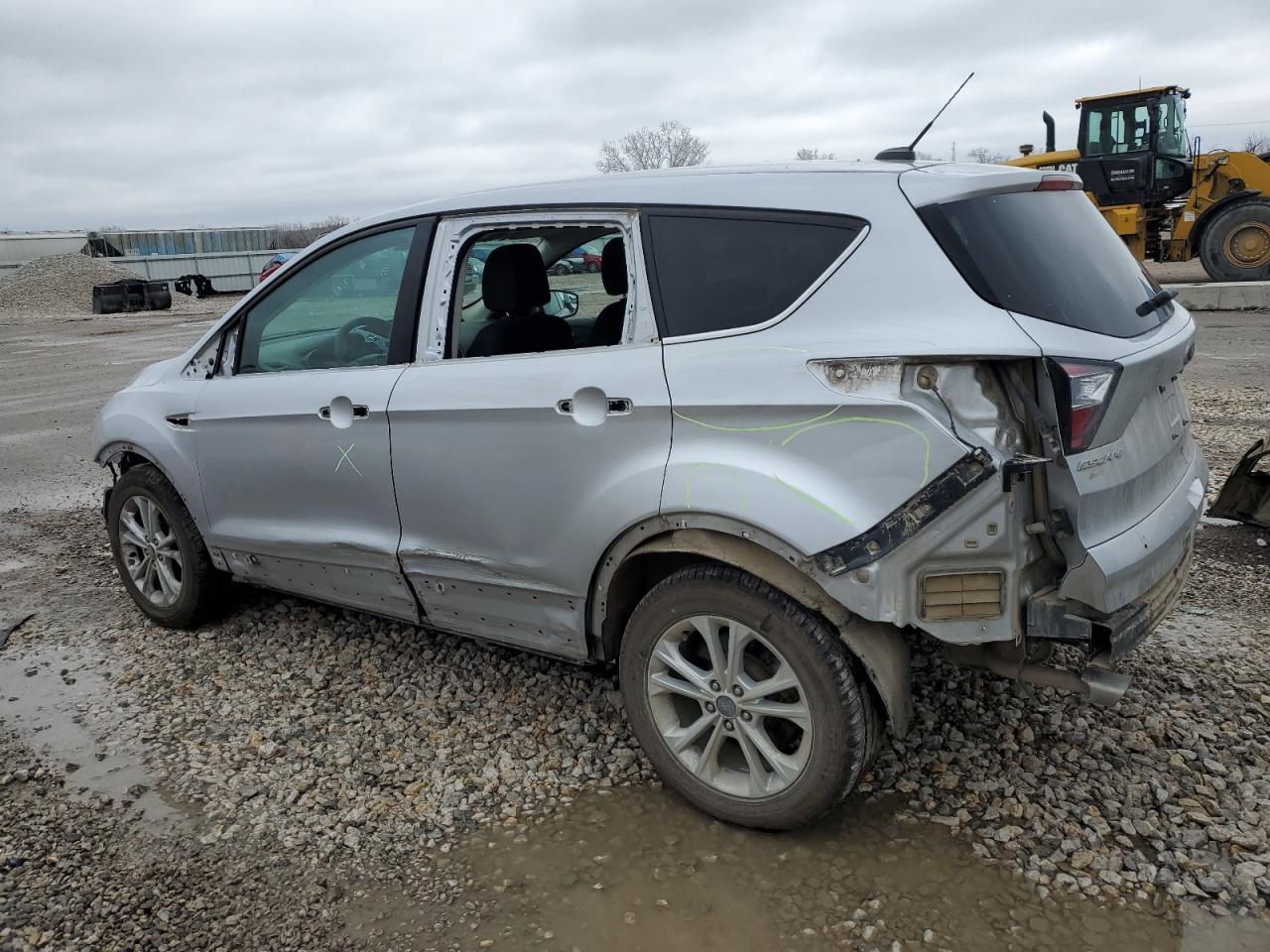 2017 FORD ESCAPE SE - Фото 2