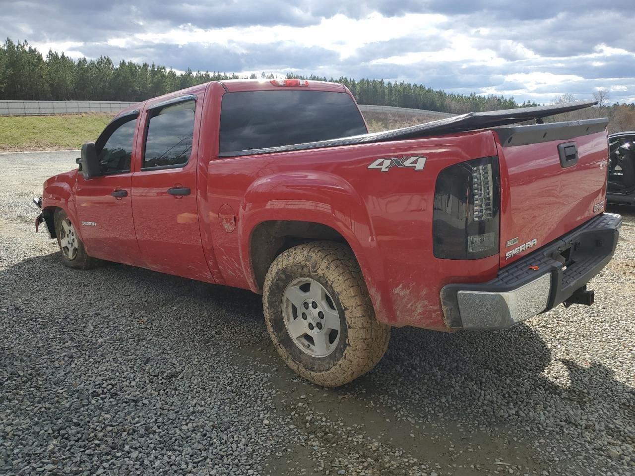 2011 GMC SIERRA K15 - Фото 2