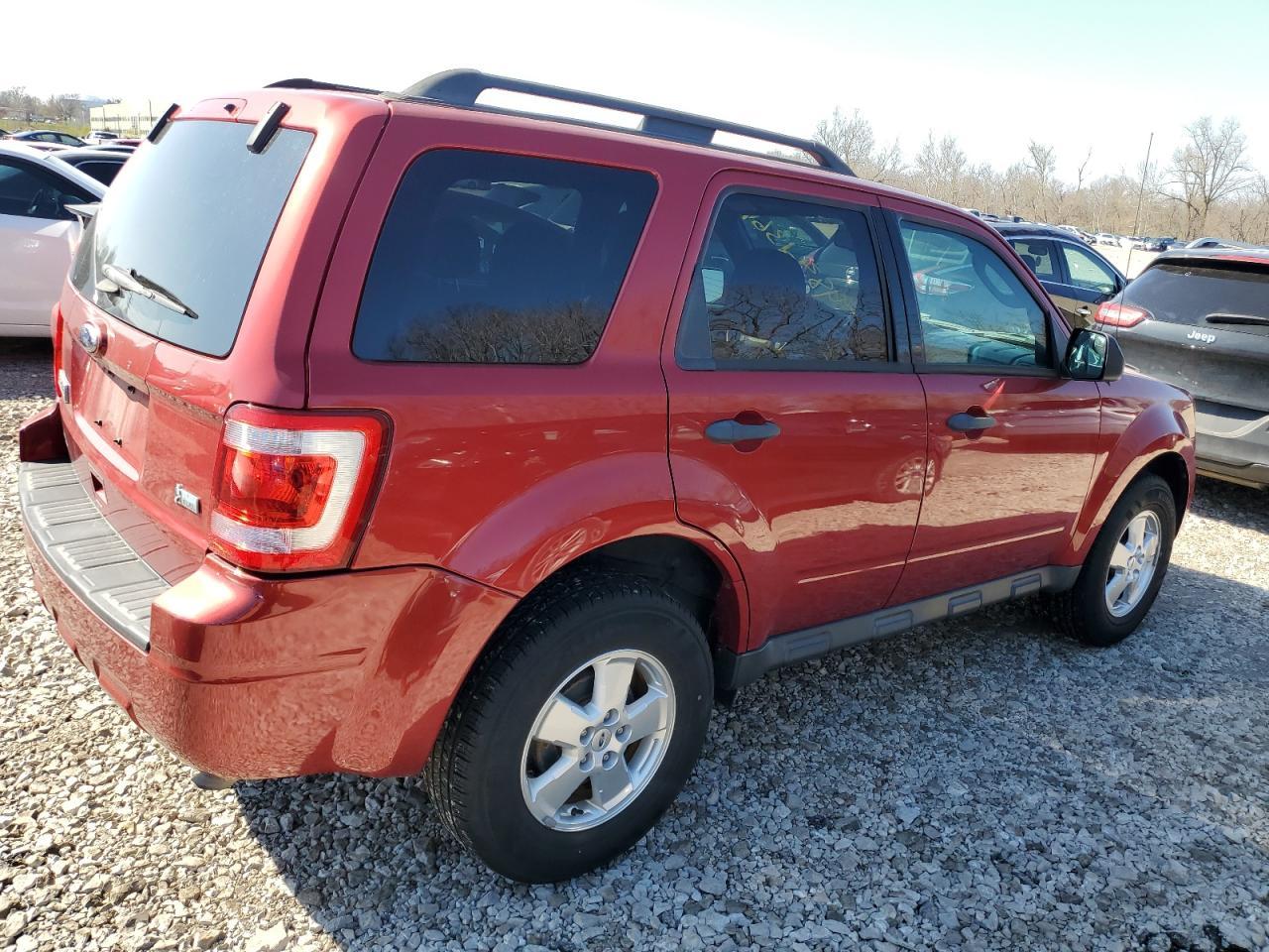 2012 FORD ESCAPE XLT - Фото 3
