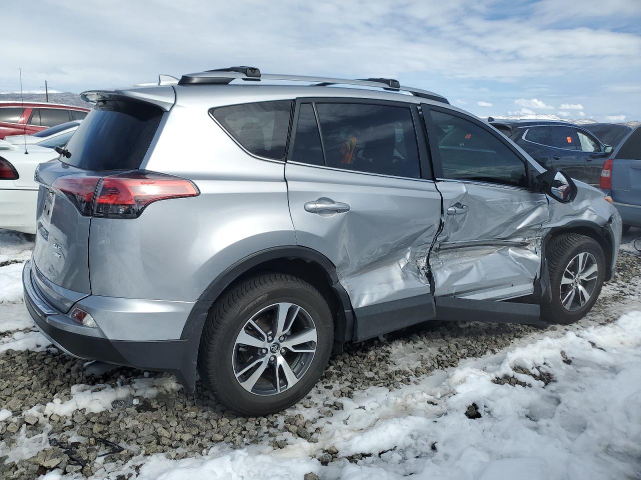 2018 TOYOTA RAV4 ADVEN - Фото 3