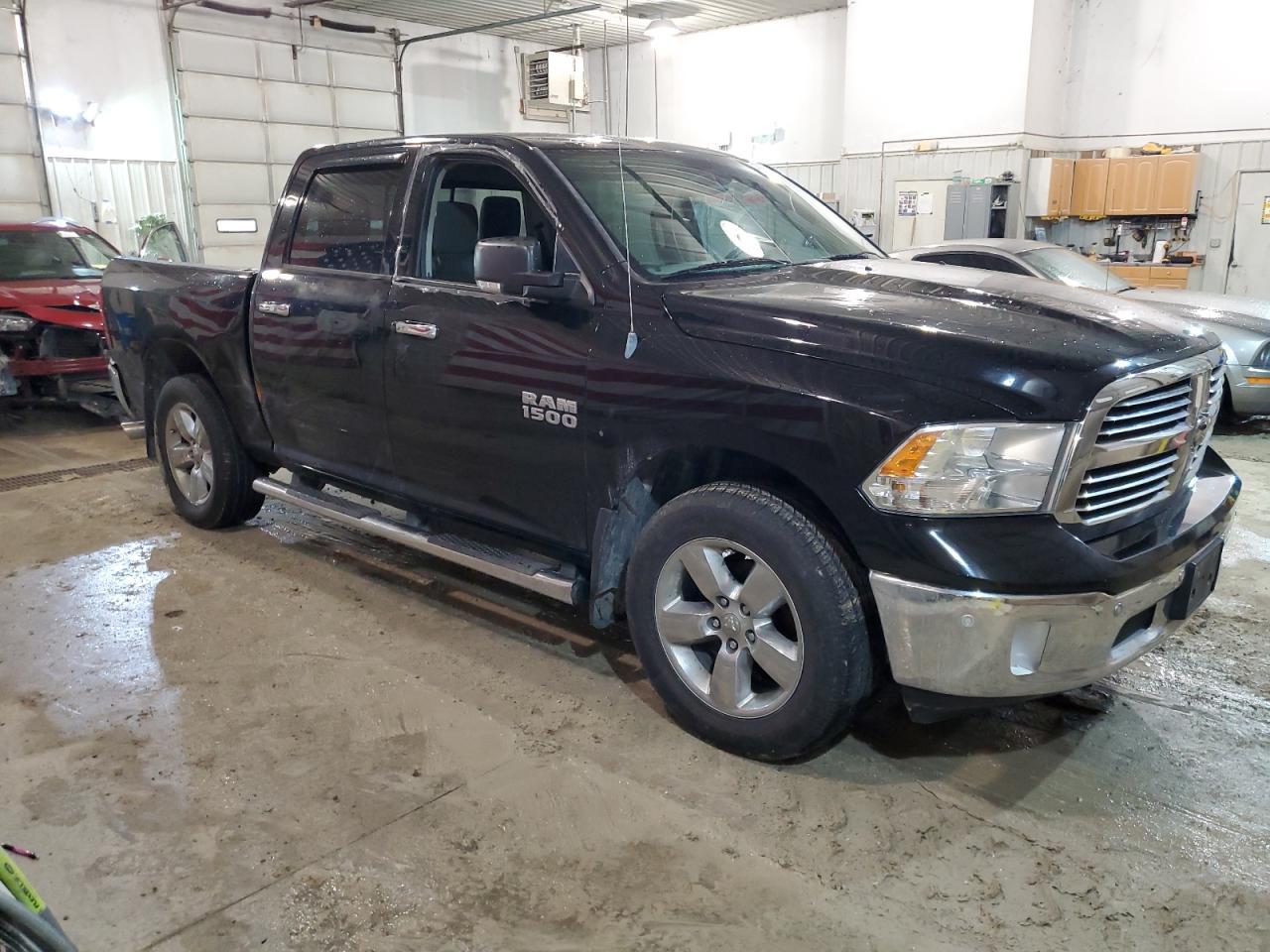 2014 RAM 1500 SLT - Image 4