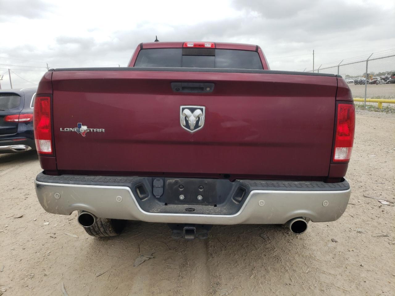 2017 RAM 1500 SLT - Фото 6