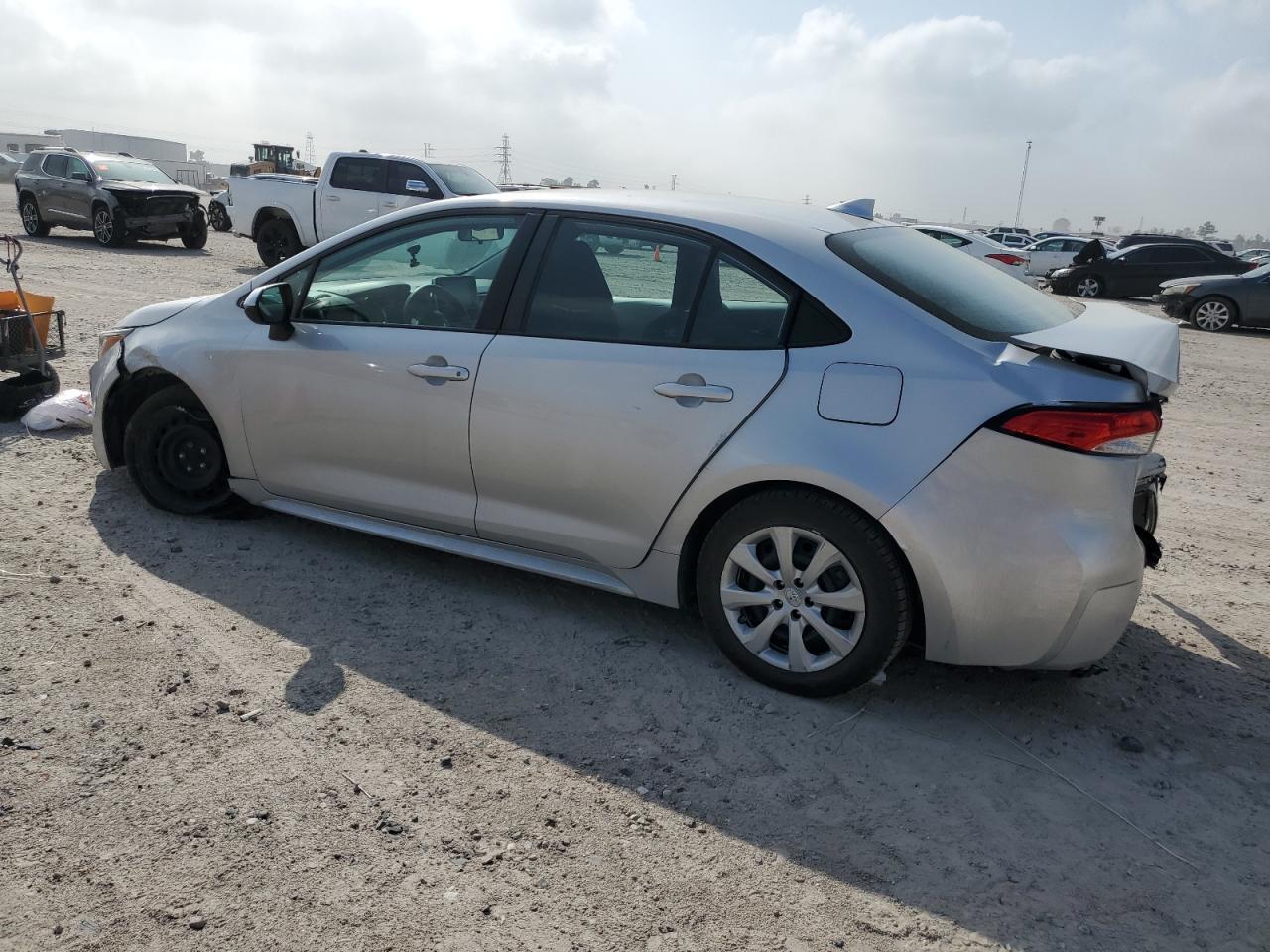 2020 TOYOTA COROLLA LE - Фото 2