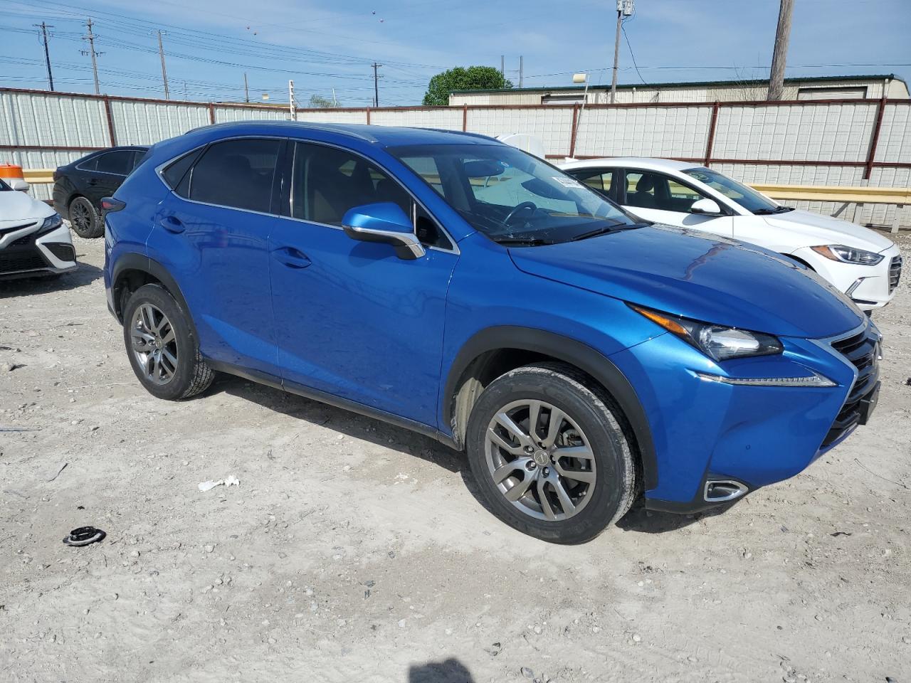 2016 LEXUS NX 200T BA - Фото 4