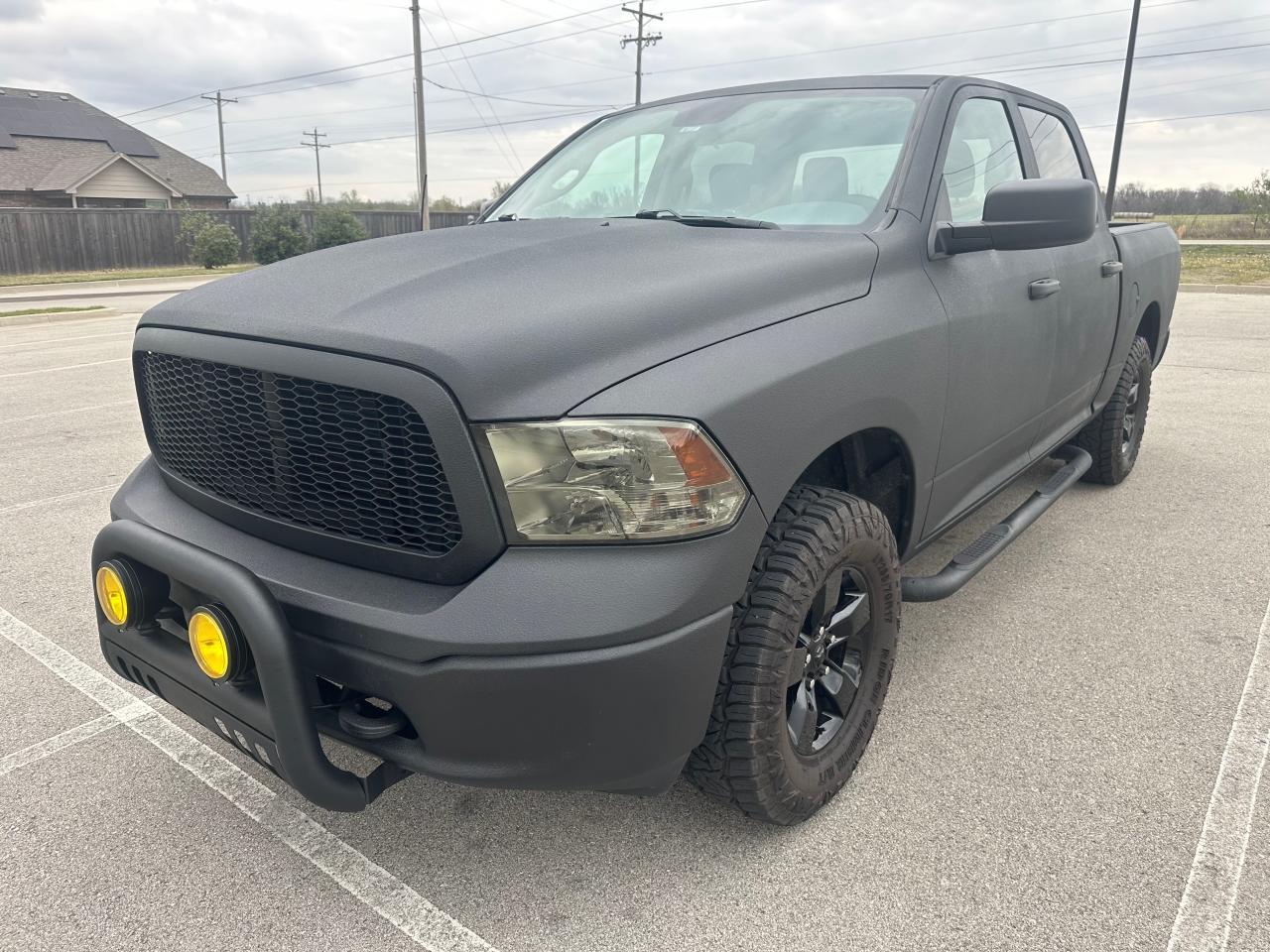 2018 RAM 1500 ST - Image 2