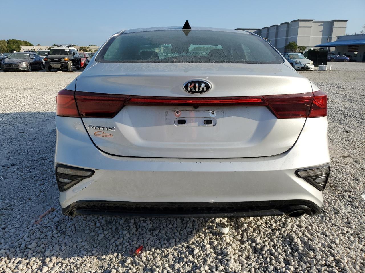 2021 KIA FORTE FE - Фото 6