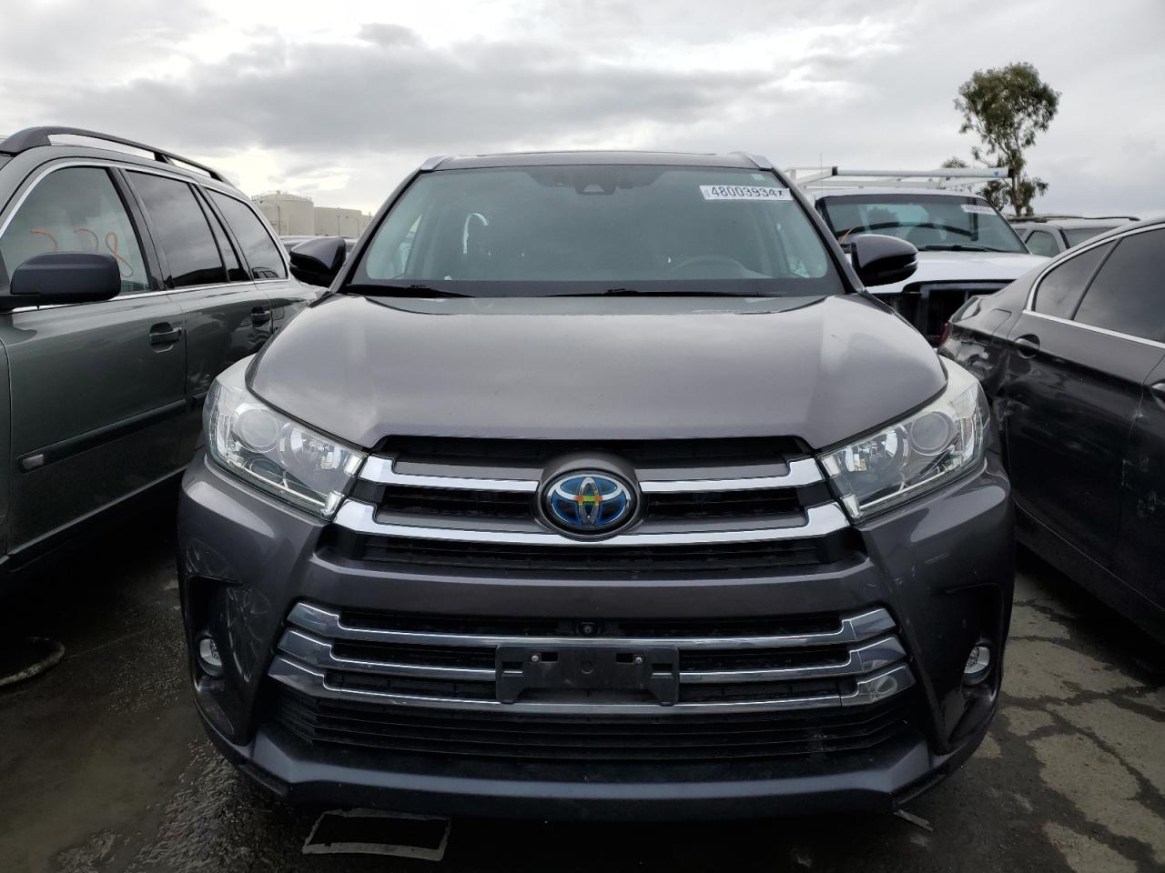 2019 TOYOTA HIGHLANDER - Image 5